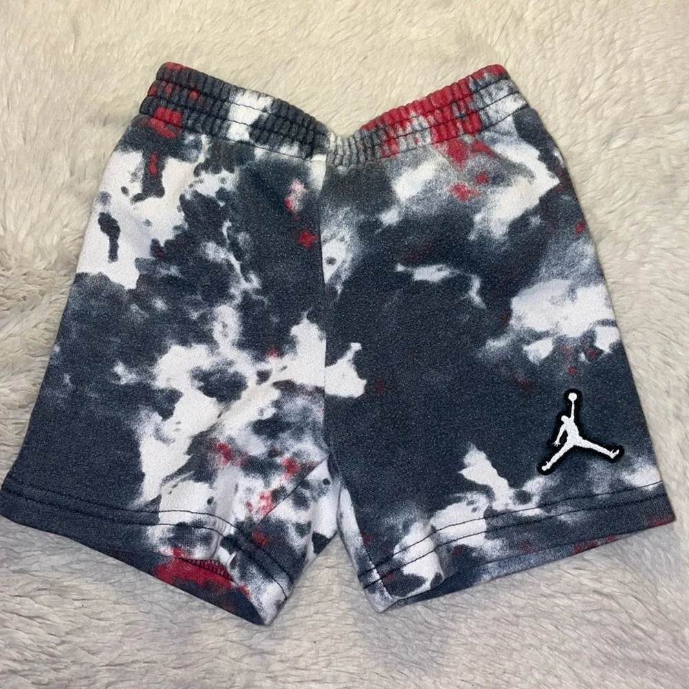TODDLER JORDAN SHORTS - Picture 1 of 4